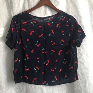 Cherry crop top❤️